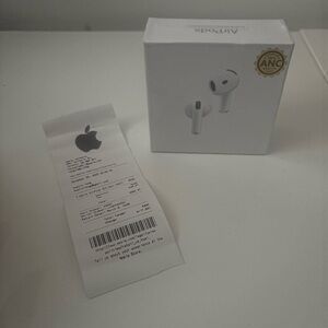 Apple AirPods Pro 4 with ANC
